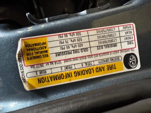 Used 2006 Chevrolet Silverado 3500 LT w/ Heavy-Duty Power Package image 37