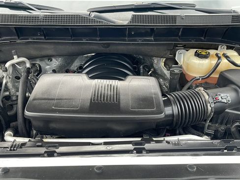 Used 2020 Chevrolet Silverado 1500 LTZ AWD/4WD image 38