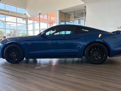 Used 2018 Ford Mustang GT Premium w/ GT Performance Package RWD image 8