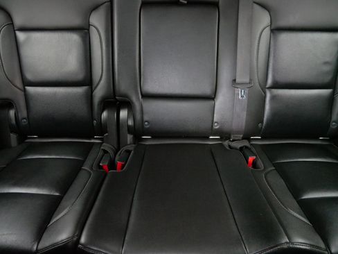 Used 2019 Chevrolet Tahoe LT image 13