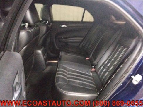 Used 2015 Chrysler 300 S RWD image 13