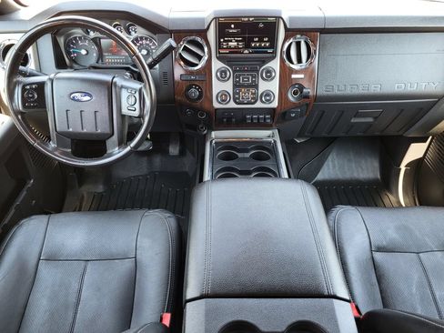 Used 2016 Ford F250 Lariat w/ Lariat Interior Package AWD/4WD image 30