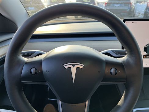 Used 2023 Tesla Model 3 Performance image 16