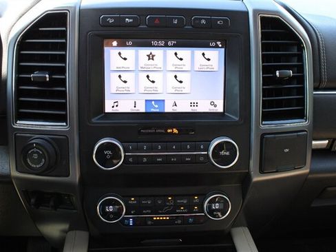 Used 2019 Ford Expedition Platinum AWD/4WD image 25