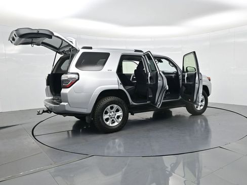 Used 2021 Toyota 4Runner SR5 image 4