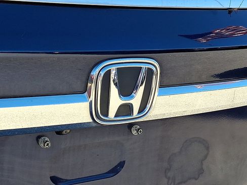 Used 2018 Honda Odyssey EX-L image 32
