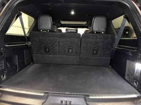 Used 2018 Lincoln Navigator L Reserve w/ Technology Package image 30