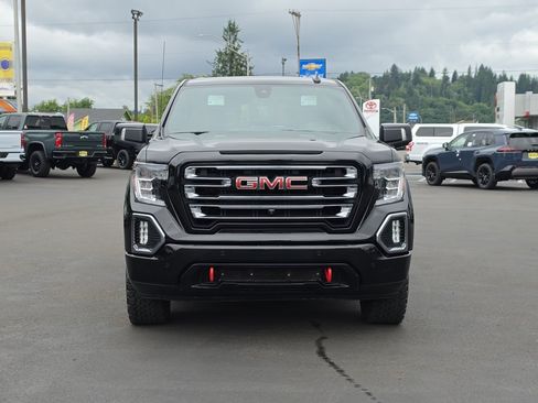 Used 2020 GMC Sierra 1500 AT4 w/ AT4 Premium Package AWD/4WD image 3