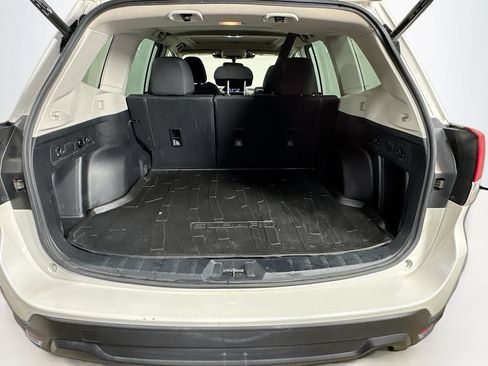 Used 2022 Subaru Forester Premium AWD/4WD image 32