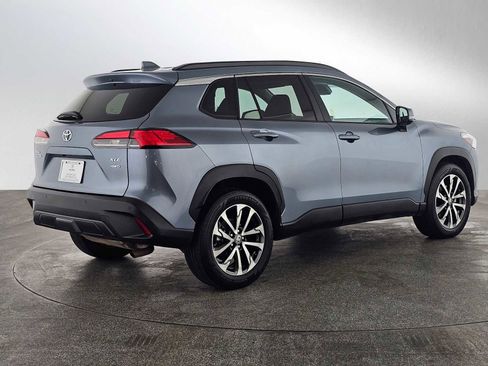 Used 2024 Toyota Corolla Cross XLE w/ Convenience Package image 3