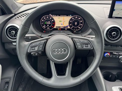 Used 2018 Audi A3 e-tron Prestige image 10