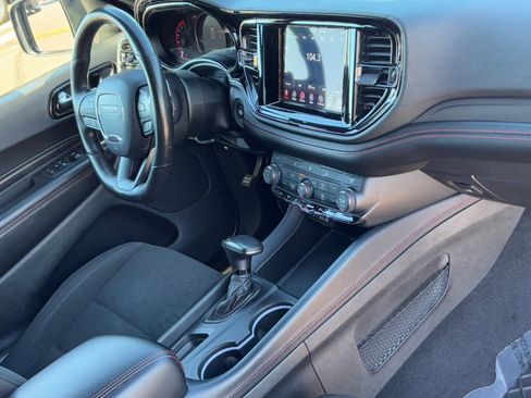 Used 2023 Dodge Durango GT image 11
