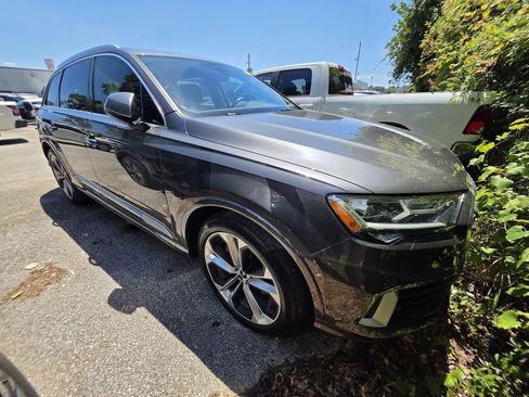 Used 2021 Audi Q7 3.0T Premium Plus w/ Executive Package AWD/4WD image 1