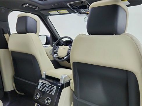 Used 2022 Land Rover Range Rover Westminster Edition image 26