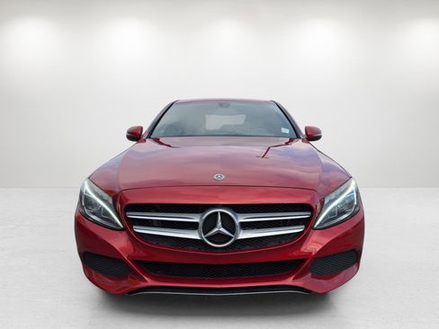 Used 2018 Mercedes-Benz C 300 Sedan image 2