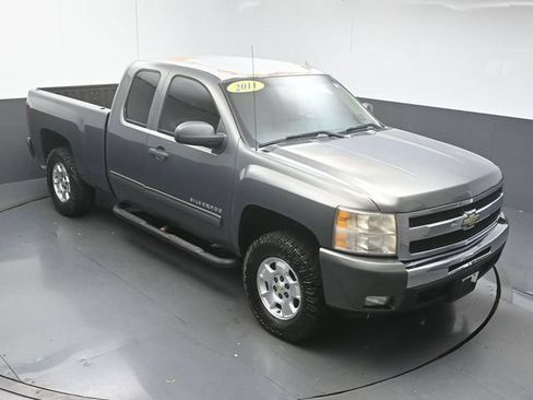 Used 2011 Chevrolet Silverado 1500 LT w/ All-Star Edition RWD image 39