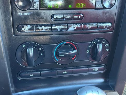 Used 2005 Ford Mustang GT image 34