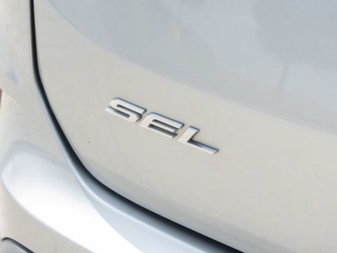 Used 2023 Ford Edge SEL AWD/4WD image 8