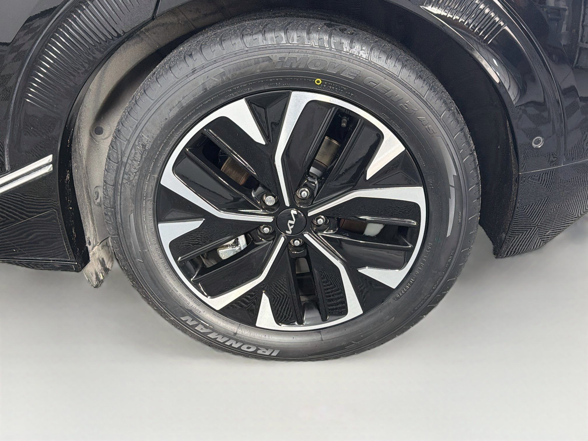 Used 2024 Kia EV6 Wind w/ Wind Technology Package RWD image 11