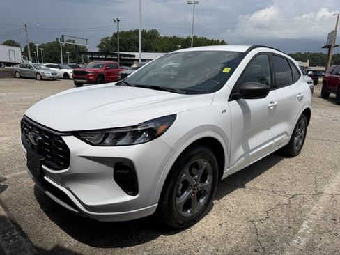 Used 2023 Ford Escape ST-Line AWD/4WD image 1