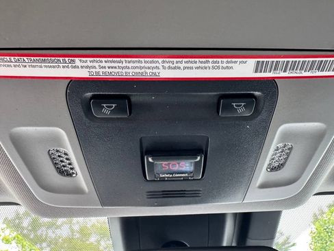 Used 2019 Toyota Camry SE FWD image 26