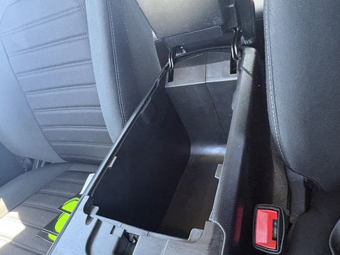 Used 2019 Ford Fusion SE image 27