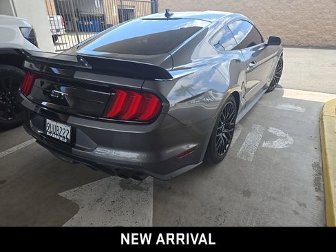 Used 2021 Ford Mustang GT Premium w/ GT Performance Package RWD image 4