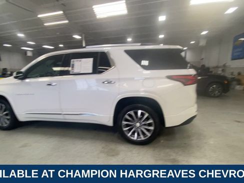 Used 2023 Chevrolet Traverse Premier w/ LPO, Floor Liner Package AWD/4WD image 7