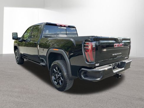 New 2026 GMC Sierra 2500 AT4 w/ AT4 Premium Plus Package AWD/4WD image 6