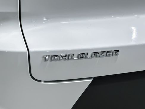 Used 2023 Chevrolet TrailBlazer ACTIV w/ Convenience Package FWD image 22