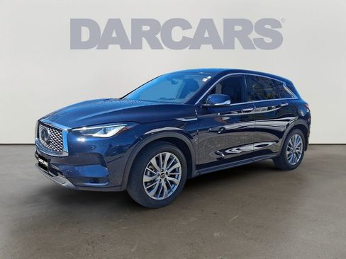 Used 2025 INFINITI QX50 Pure image 3