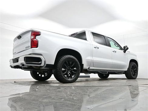 Used 2021 Chevrolet Silverado 1500 High Country w/ Safety Package II image 30