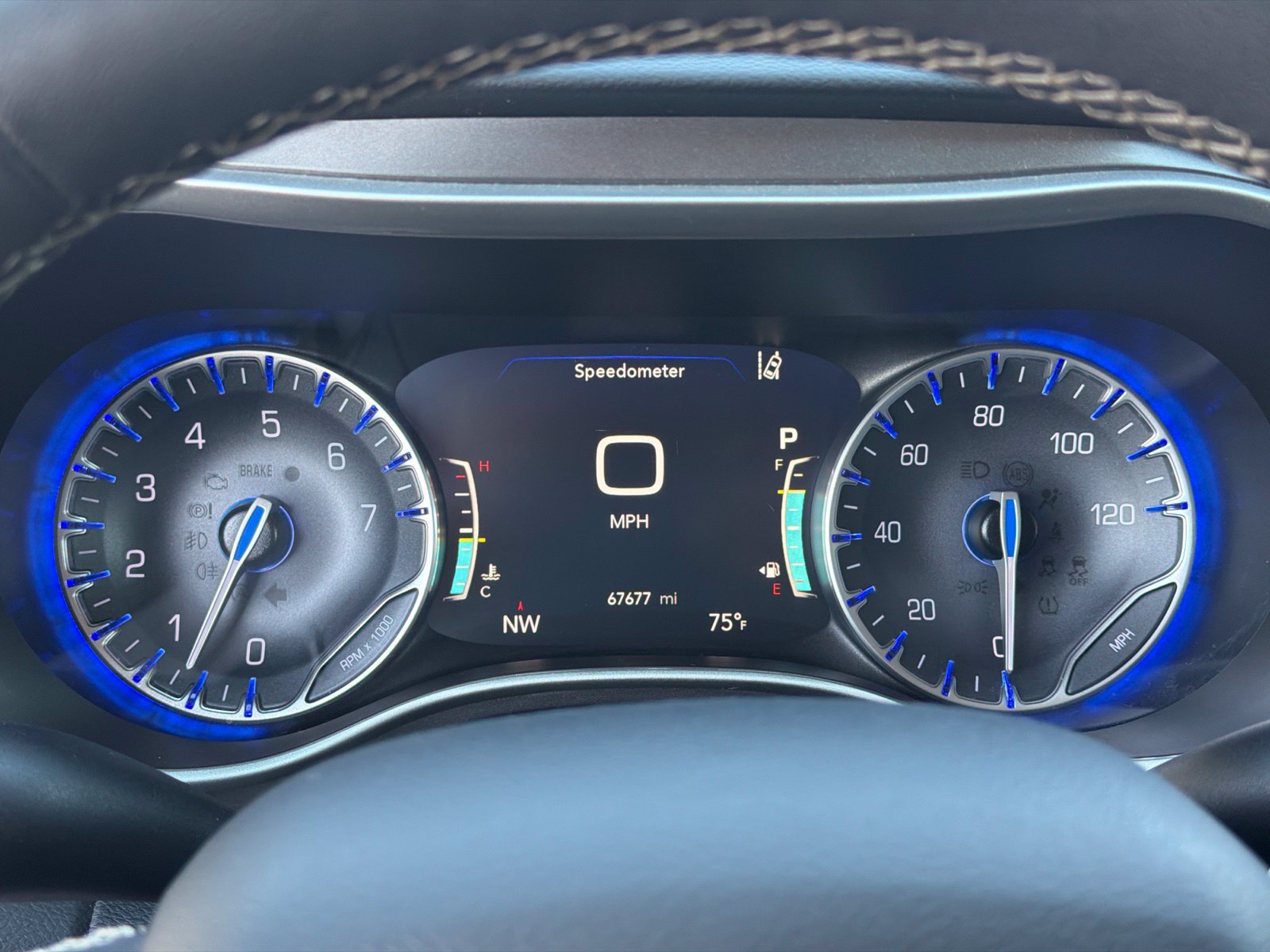 Used 2024 Chrysler Pacifica Touring-L FWD image 26