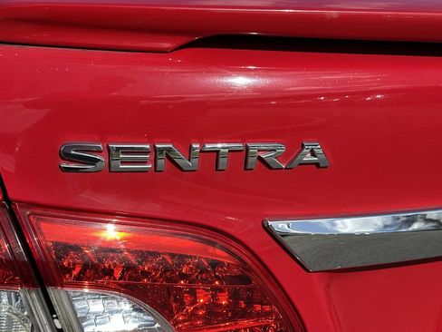 Used 2015 Nissan Sentra SR w/ Navigation Package image 24