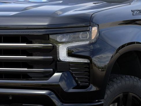 New 2026 Chevrolet Silverado 1500 High Country w/ Midnight Edition AWD/4WD image 11
