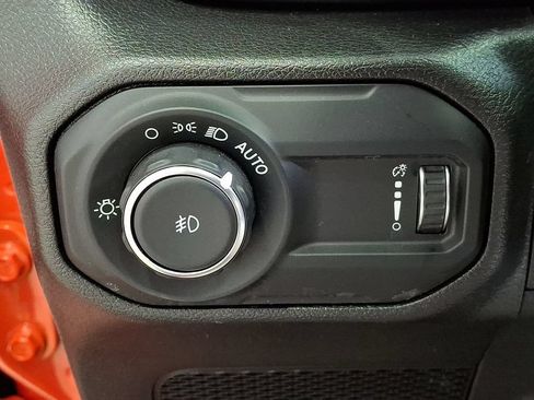 Used 2023 Jeep Wrangler Unlimited Rubicon 392 AWD/4WD image 27