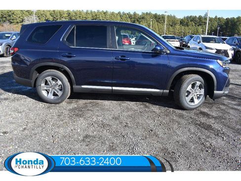 New 2025 Honda Pilot EX-L image 8