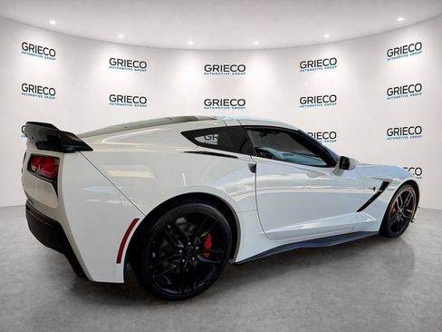 Used 2019 Chevrolet Corvette Stingray Coupe w/ Carbon Flash Badge Package RWD image 9