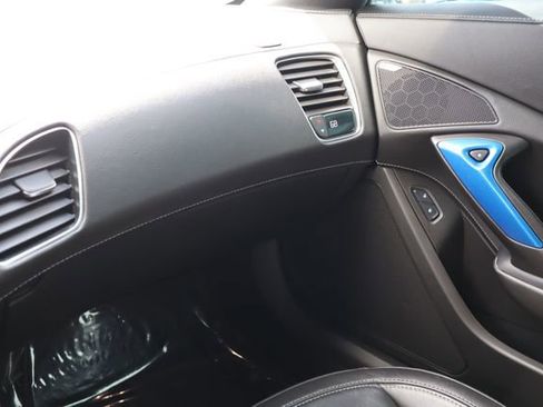 Used 2014 Chevrolet Corvette Stingray Coupe image 29