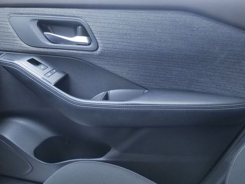 Certified 2023 Nissan Rogue SV AWD/4WD image 25