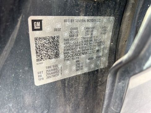 Used 2019 Chevrolet Colorado LT image 2