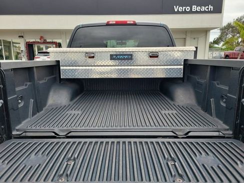 Used 2019 Nissan Frontier S image 11