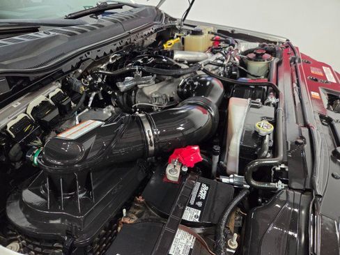 Used 2017 Ford F250 XLT w/ XLT Value Package image 92