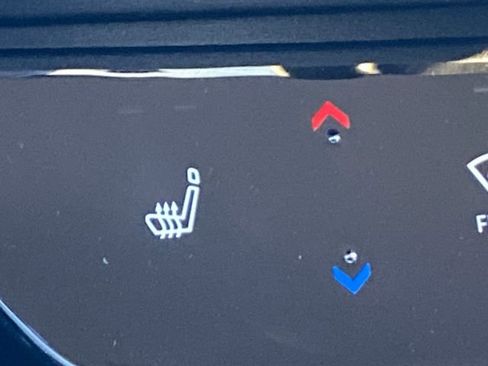 New 2026 Nissan Kicks SR image 21