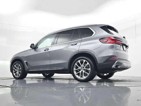 Used 2026 BMW X5 xDrive40i AWD/4WD image 49