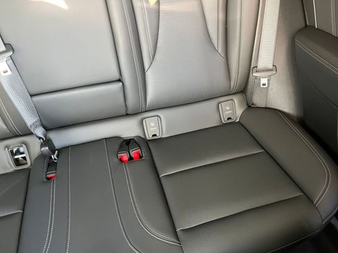 Used 2024 Buick Envision Preferred image 37