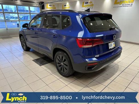 Used 2022 Volkswagen Taos S image 18