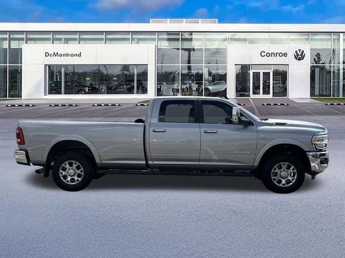 Used 2022 RAM 3500 Laramie AWD/4WD image 4