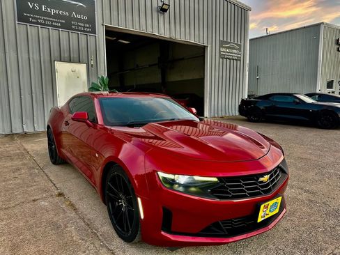 Used 2021 Chevrolet Camaro LS RWD image 9