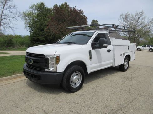 Used 2018 Ford F350 XL w/ Power Equipment Group RWD image 26